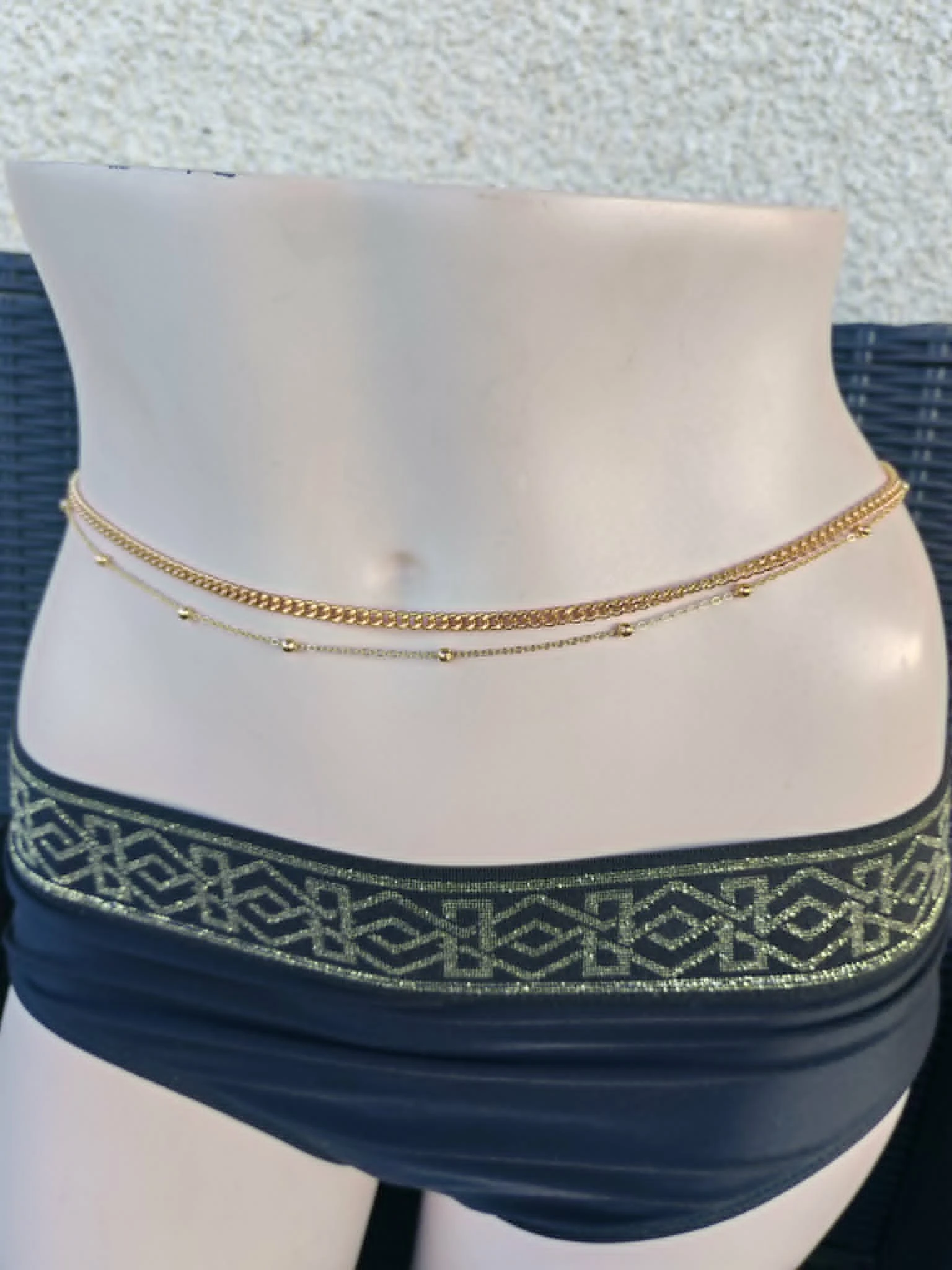 Ensemble chaînes de taille grandes mailles et perles dorée  3005 à 8.99€€